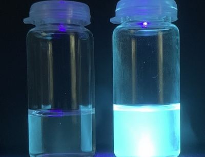 Compounds with various colored luminescences are shown.