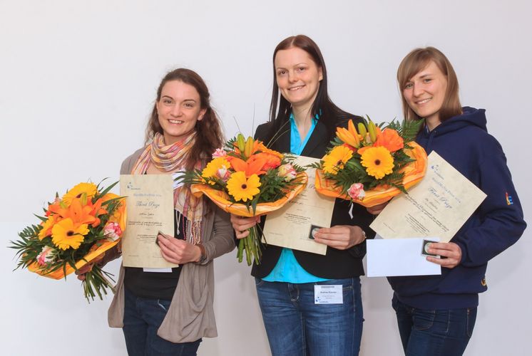 Die Gewinner der Vortragspreise: Uta Allenstein, Andrea Kramer und Cathleen Jendrny (v. r. n. l.)