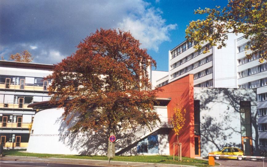 enlarge the image: Hauptgebäude Chemie, Foto von 1999